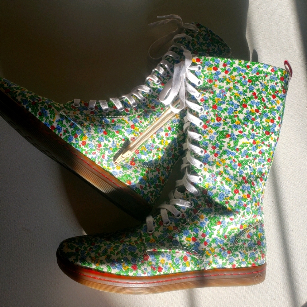 Rare Floral Dr. Martins